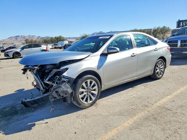 4T1BF1FK5GU607161 2016 TOYOTA CAMRY - Image 1