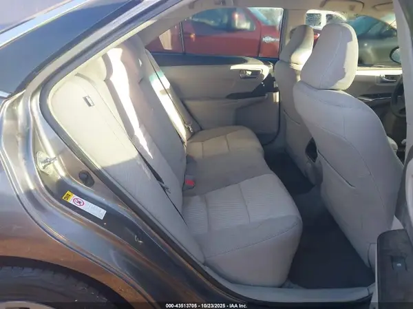 4T1BF1FK5GU610318 2016 TOYOTA CAMRY - Image 8