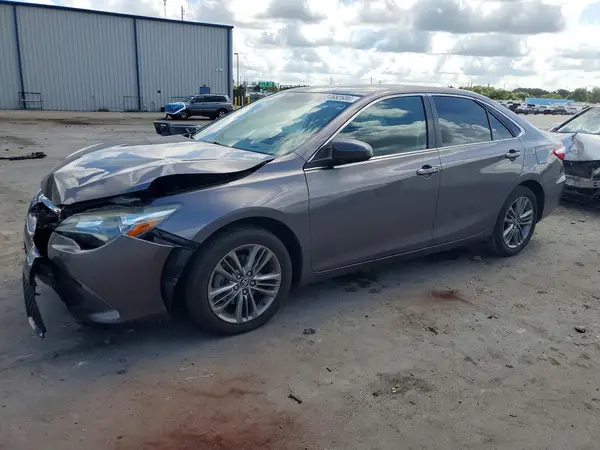 4T1BF1FK5GU614210 2016 TOYOTA CAMRY - Image 1