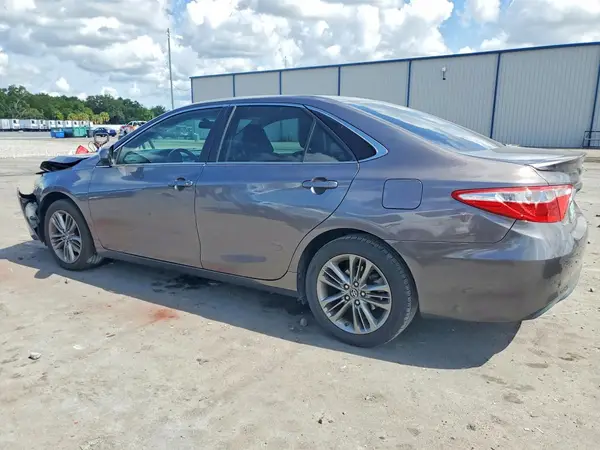 4T1BF1FK5GU614210 2016 TOYOTA CAMRY - Image 2