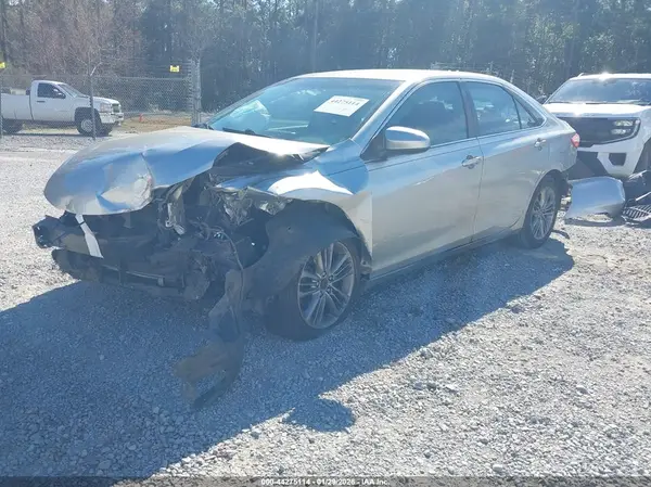 4T1BF1FK5GU998666 2016 TOYOTA CAMRY - Image 2
