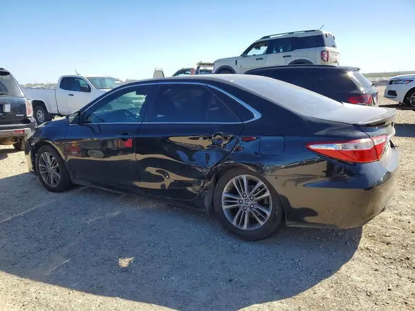 4T1BF1FK5GU999851 2016 TOYOTA CAMRY - Image 2