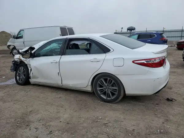 4T1BF1FK5HU269813 2017 TOYOTA CAMRY - Image 2