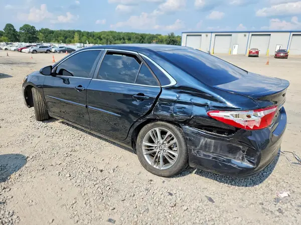 4T1BF1FK5HU270704 2017 TOYOTA CAMRY - Image 2