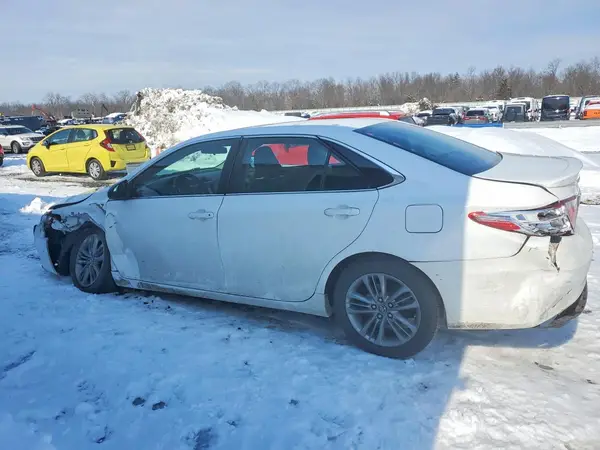 4T1BF1FK5HU274767 2017 TOYOTA CAMRY - Image 2