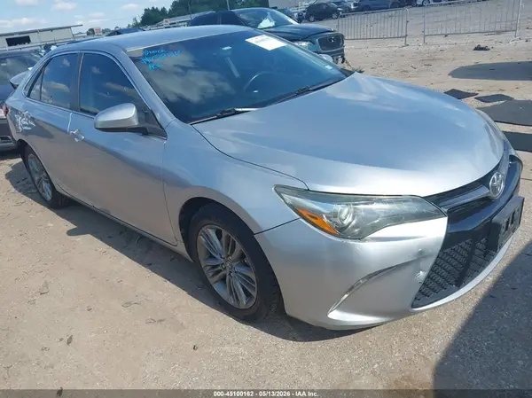 4T1BF1FK5HU276180 2017 TOYOTA CAMRY - Image 1