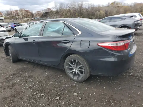 4T1BF1FK5HU276633 2017 TOYOTA CAMRY - Image 2