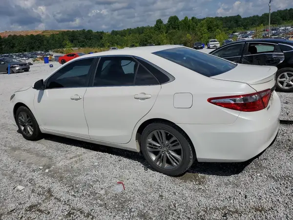 4T1BF1FK5HU277202 2017 TOYOTA CAMRY - Image 2