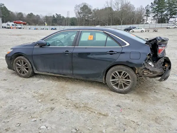 4T1BF1FK5HU278849 2017 TOYOTA CAMRY - Image 2