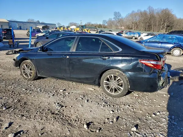 4T1BF1FK5HU280620 2017 TOYOTA CAMRY - Image 2