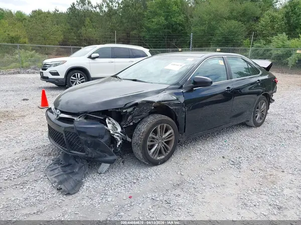 4T1BF1FK5HU281329 2017 TOYOTA CAMRY - Image 2