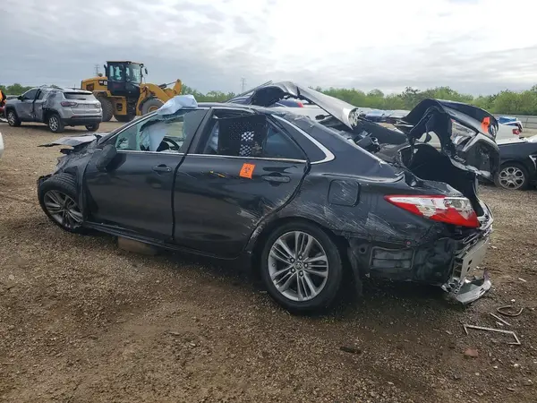 4T1BF1FK5HU282660 2017 TOYOTA CAMRY - Image 2