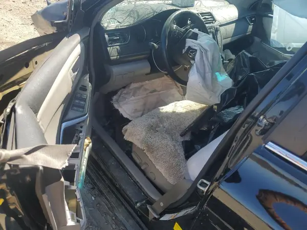 4T1BF1FK5HU285025 2017 TOYOTA CAMRY - Image 8