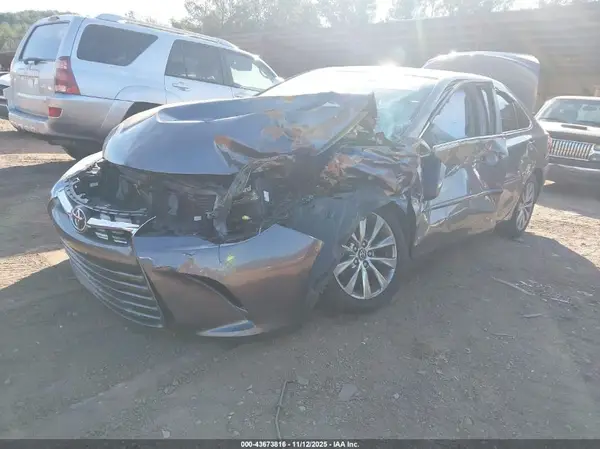 4T1BF1FK5HU292931 2017 TOYOTA CAMRY - Image 2
