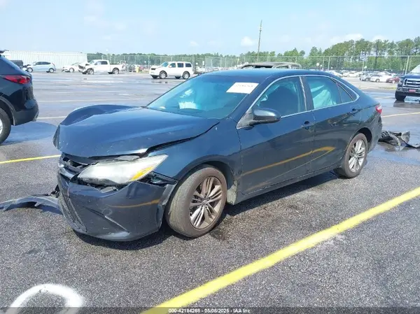 4T1BF1FK5HU293593 2017 TOYOTA CAMRY - Image 2