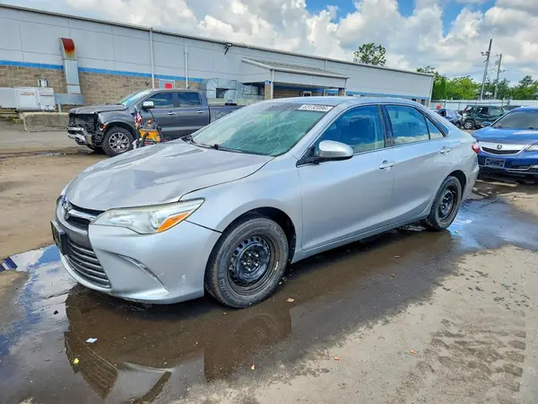4T1BF1FK5HU295151 2017 TOYOTA CAMRY - Image 1