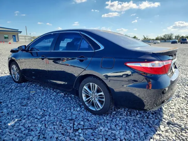 4T1BF1FK5HU298583 2017 TOYOTA CAMRY - Image 2