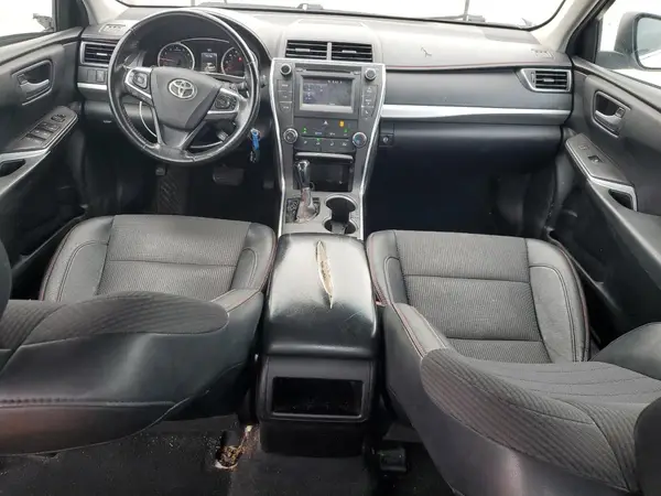 4T1BF1FK5HU301076 2017 TOYOTA CAMRY - Image 8