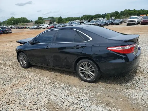 4T1BF1FK5HU302227 2017 TOYOTA CAMRY - Image 2