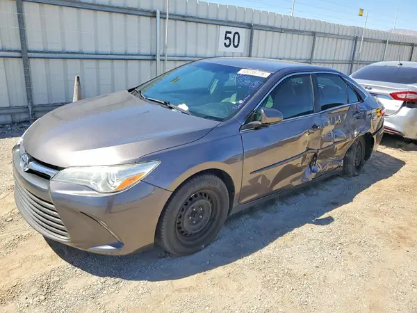 4T1BF1FK5HU302986 2017 TOYOTA CAMRY - Image 1
