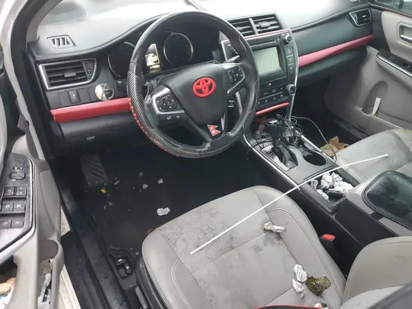 4T1BF1FK5HU304933 2017 TOYOTA CAMRY - Image 8
