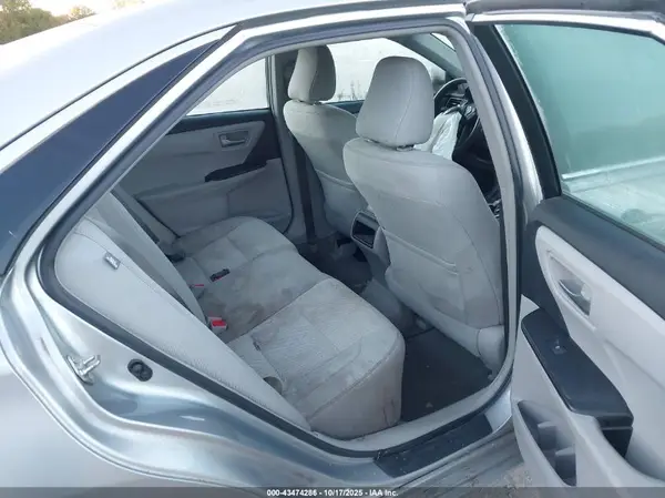 4T1BF1FK5HU305094 2017 TOYOTA CAMRY - Image 8