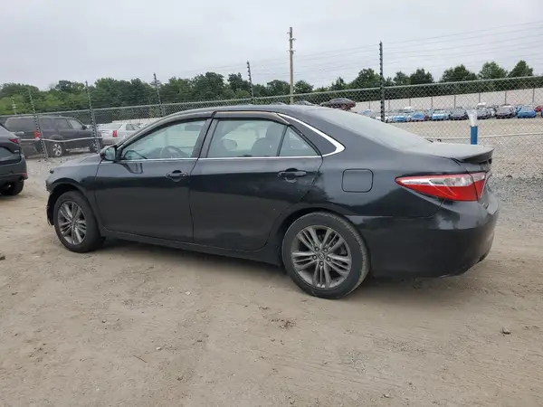 4T1BF1FK5HU307122 2017 TOYOTA CAMRY - Image 2