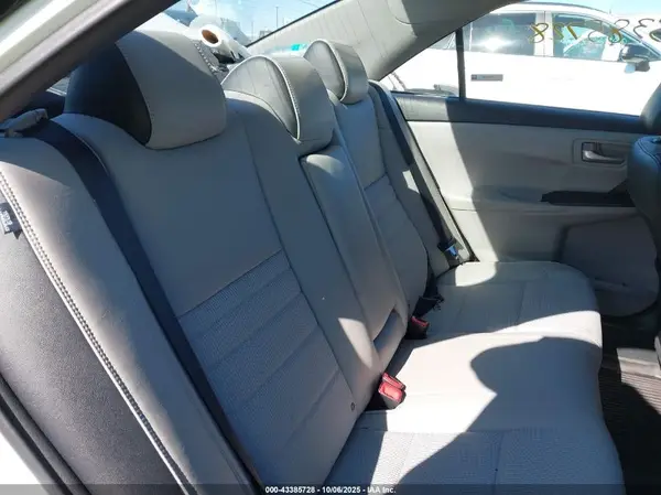 4T1BF1FK5HU307623 2017 TOYOTA CAMRY - Image 8