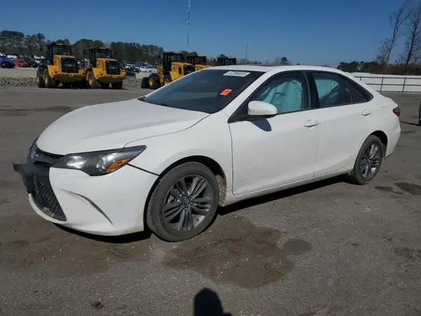 4T1BF1FK5HU308447 2017 TOYOTA CAMRY - Image 1