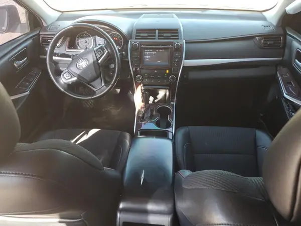4T1BF1FK5HU317701 2017 TOYOTA CAMRY - Image 8