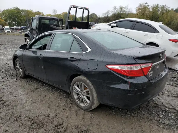 4T1BF1FK5HU320405 2017 TOYOTA CAMRY - Image 2