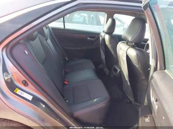 4T1BF1FK5HU321005 2017 TOYOTA CAMRY - Image 8