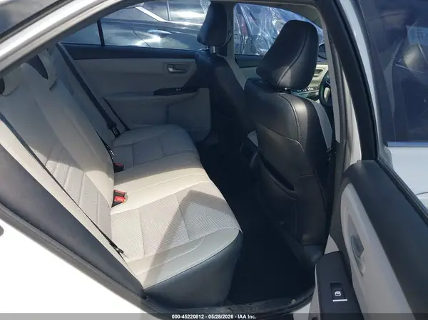 4T1BF1FK5HU327175 2017 TOYOTA CAMRY - Image 8