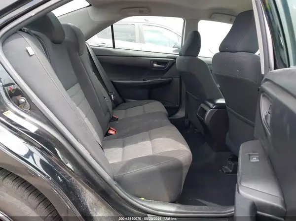 4T1BF1FK5HU327662 2017 TOYOTA CAMRY - Image 8