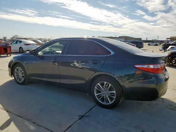 4T1BF1FK5HU328603 2017 TOYOTA CAMRY - Image 2