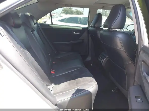 4T1BF1FK5HU330285 2017 TOYOTA CAMRY - Image 8