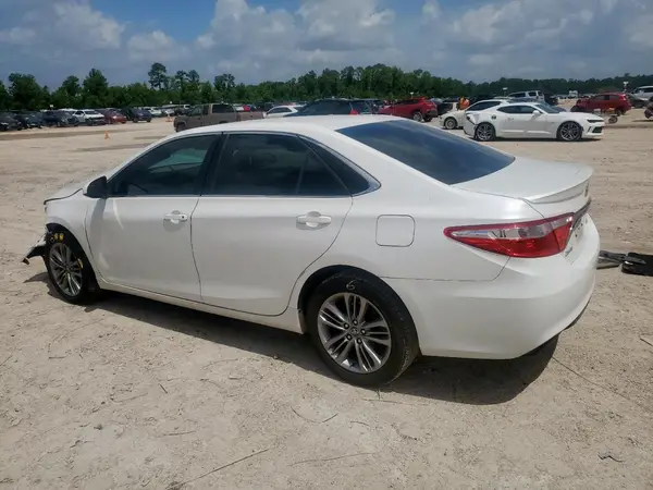 4T1BF1FK5HU331131 2017 TOYOTA CAMRY - Image 2