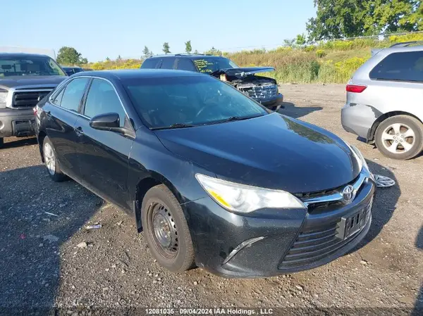 4T1BF1FK5HU331355 2017 TOYOTA CAMRY - Image 1