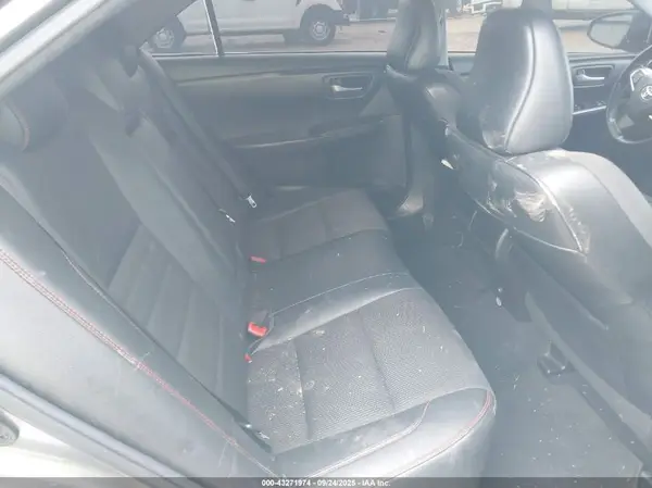 4T1BF1FK5HU333803 2017 TOYOTA CAMRY - Image 8