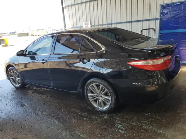 4T1BF1FK5HU336670 2017 TOYOTA CAMRY - Image 2