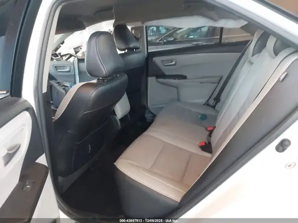 4T1BF1FK5HU340864 2017 TOYOTA CAMRY - Image 8