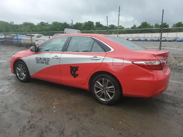 4T1BF1FK5HU340895 2017 TOYOTA CAMRY - Image 2