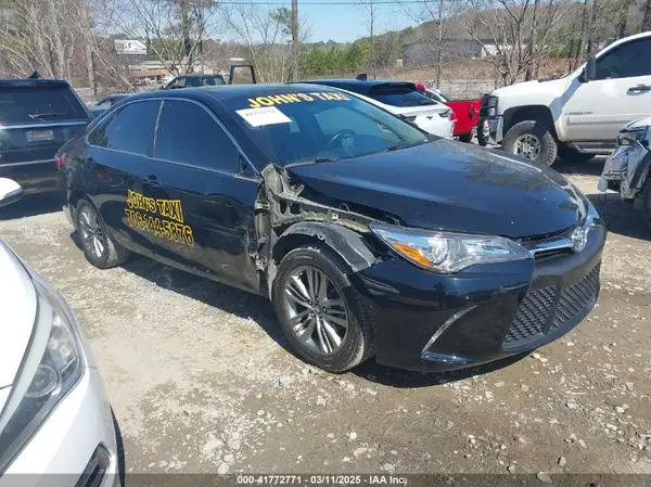 4T1BF1FK5HU340914 2017 TOYOTA CAMRY - Image 1