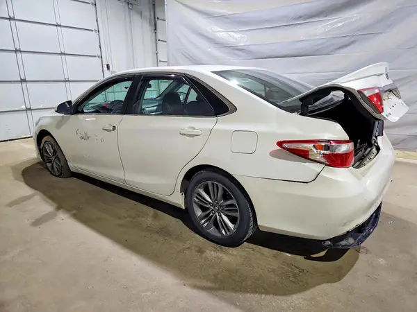 4T1BF1FK5HU341299 2017 TOYOTA CAMRY - Image 2