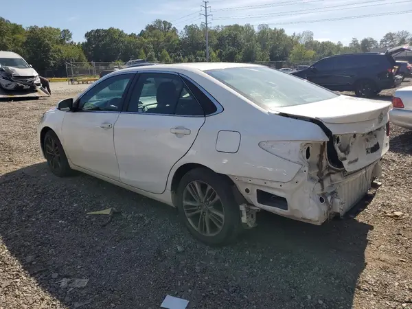 4T1BF1FK5HU341318 2017 TOYOTA CAMRY - Image 2