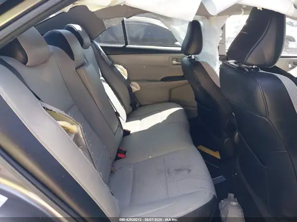 4T1BF1FK5HU346342 2017 TOYOTA CAMRY - Image 8