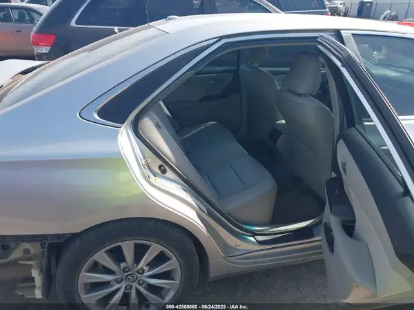 4T1BF1FK5HU347491 2017 TOYOTA CAMRY - Image 8