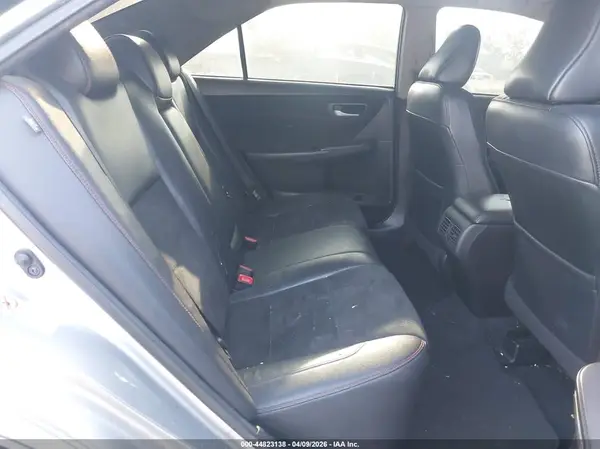 4T1BF1FK5HU351833 2017 TOYOTA CAMRY - Image 8