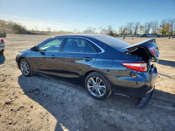 4T1BF1FK5HU352111 2017 TOYOTA CAMRY - Image 2