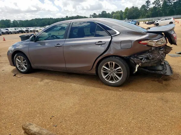 4T1BF1FK5HU355249 2017 TOYOTA CAMRY - Image 2